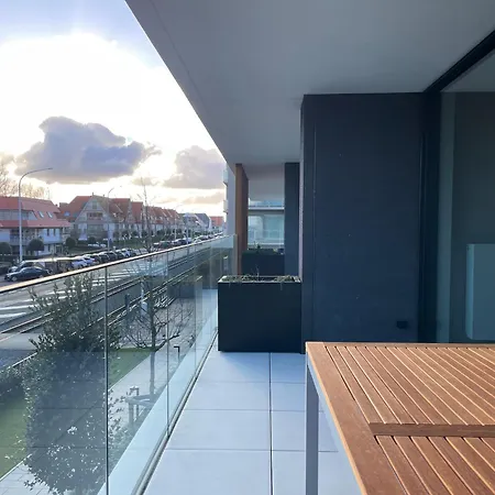 公寓 Near Sandy In Belgium, Cleaning Included *